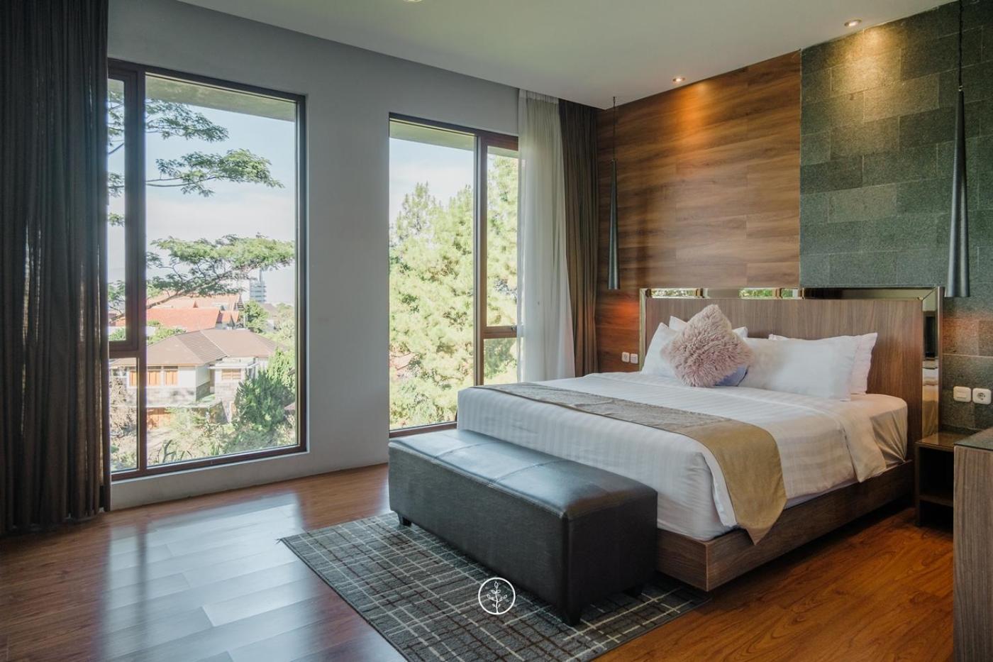 Anindya Hill View Villa 7 Bedrooms With A Private Swimming Pool บันดุง ภายนอก รูปภาพ