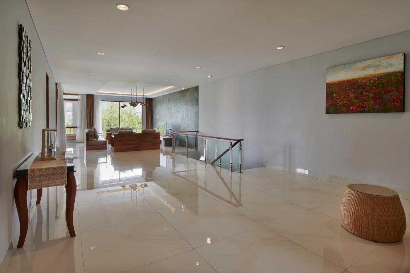 Anindya Hill View Villa 7 Bedrooms With A Private Swimming Pool บันดุง ภายนอก รูปภาพ