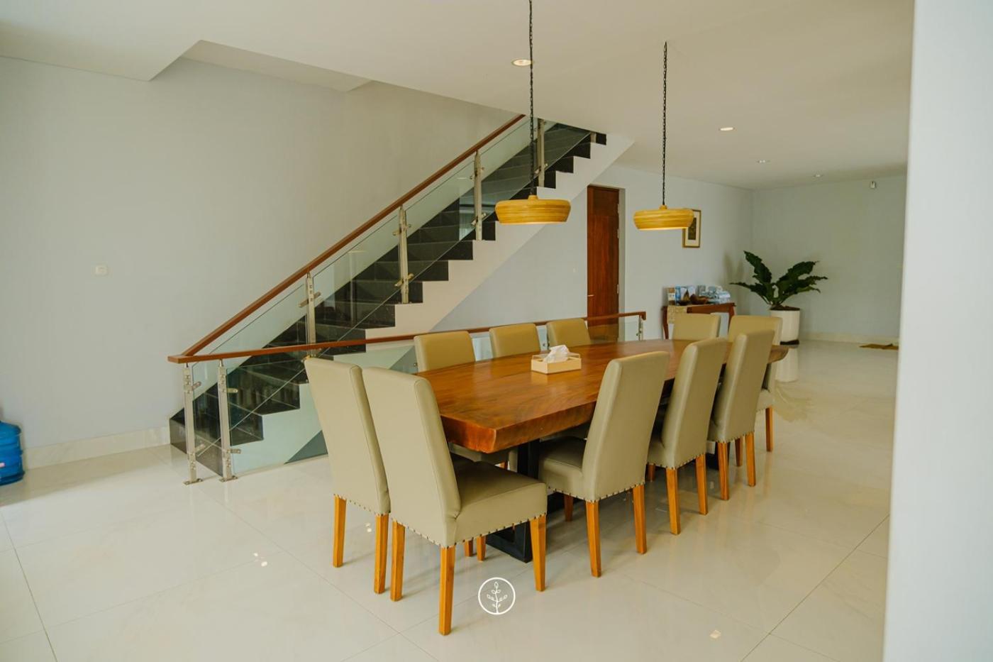Anindya Hill View Villa 7 Bedrooms With A Private Swimming Pool บันดุง ภายนอก รูปภาพ